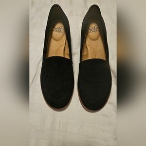 Sofft Black Suede Flats with Minimalist Design